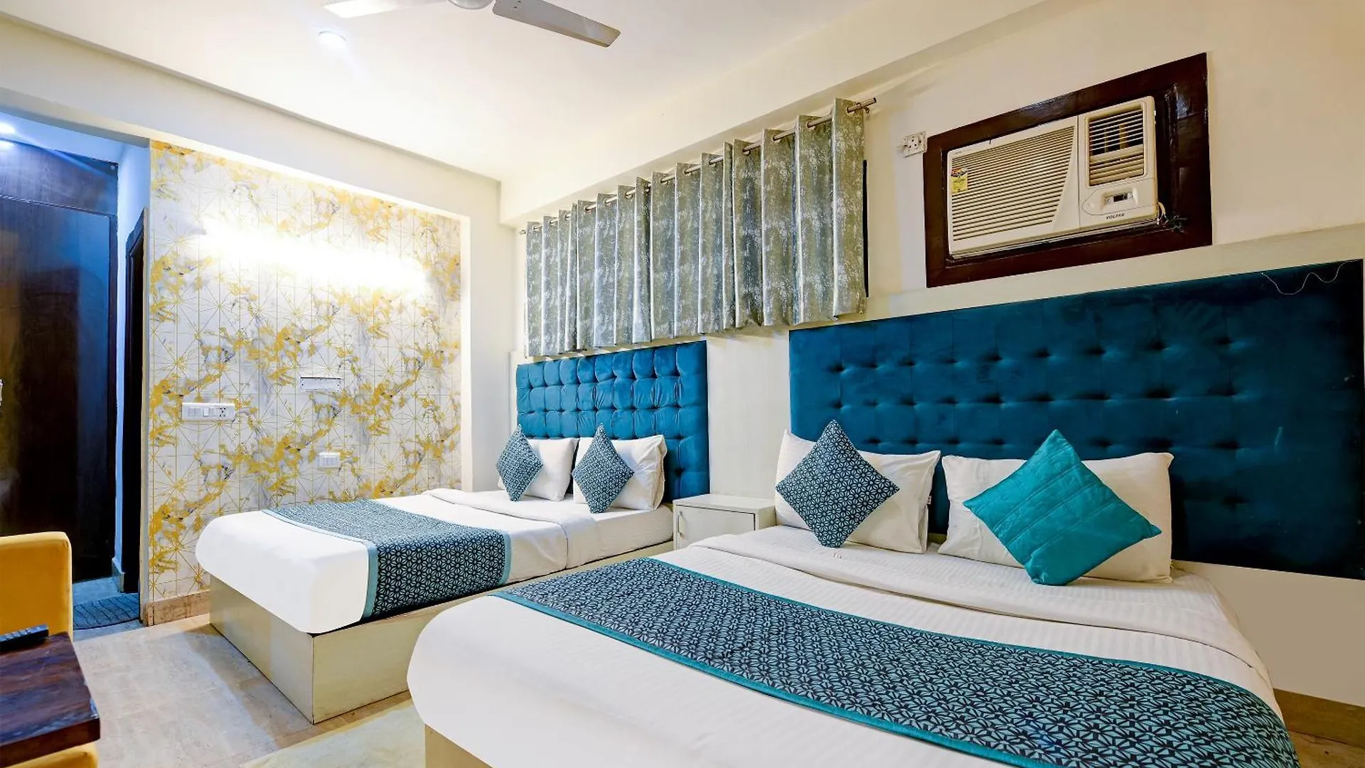 Hotel The White Sand Suites New Delhi