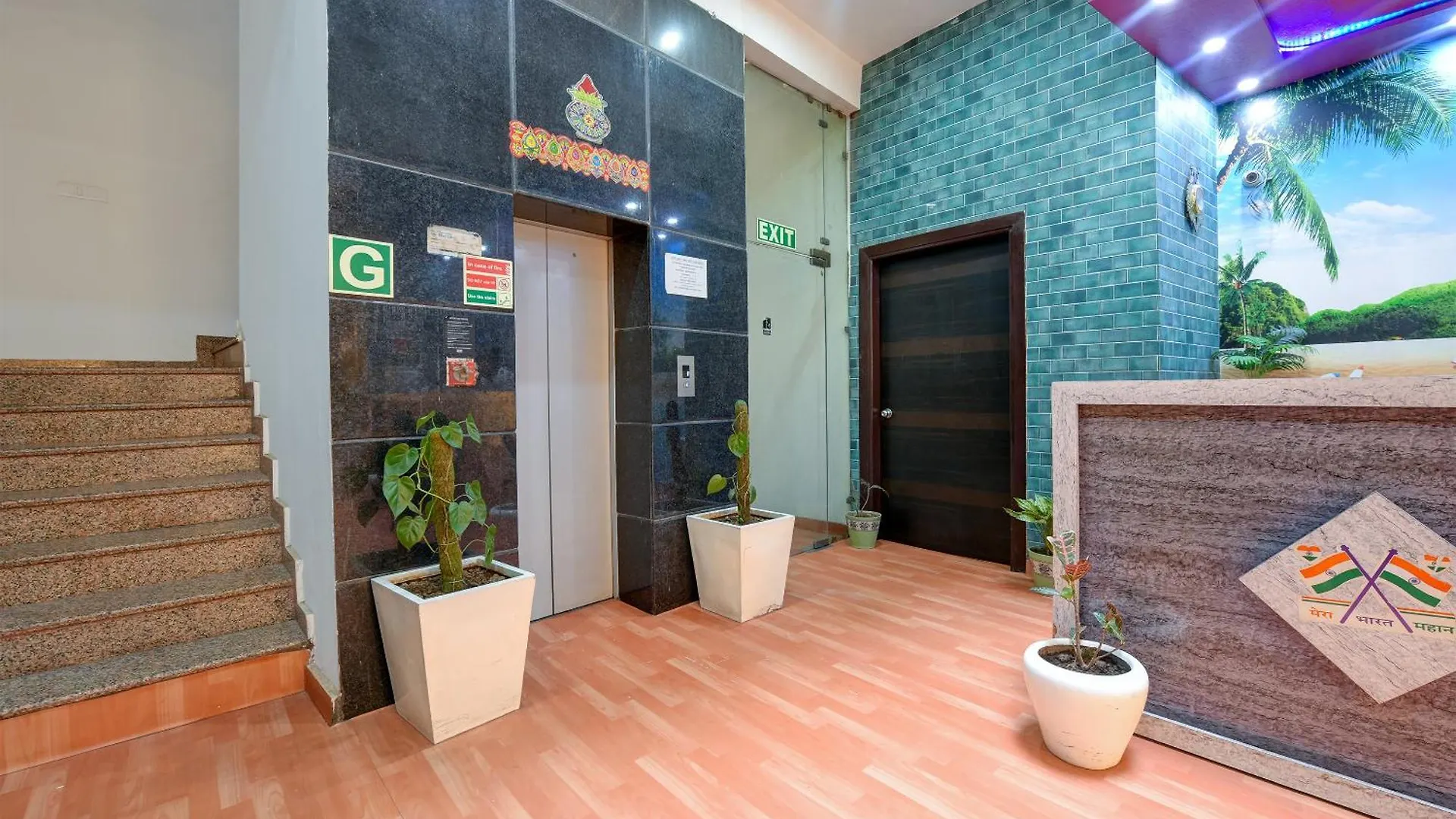 Hotel The White Sand Suites New Delhi India