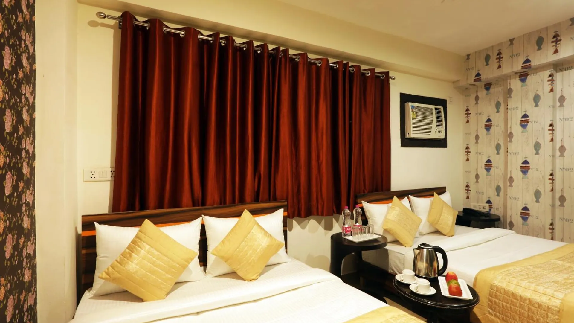 Hotel The White Sand Suites New Delhi