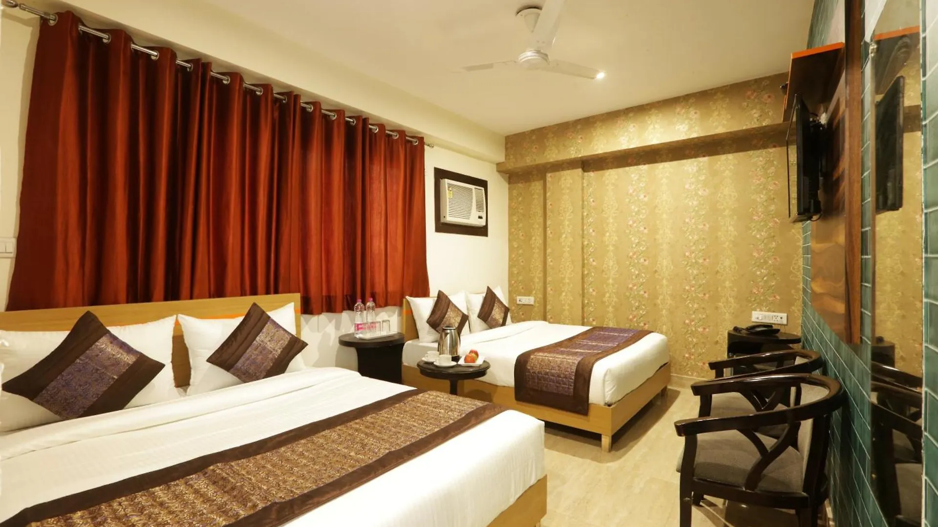 Hotel The White Sand Suites New Delhi