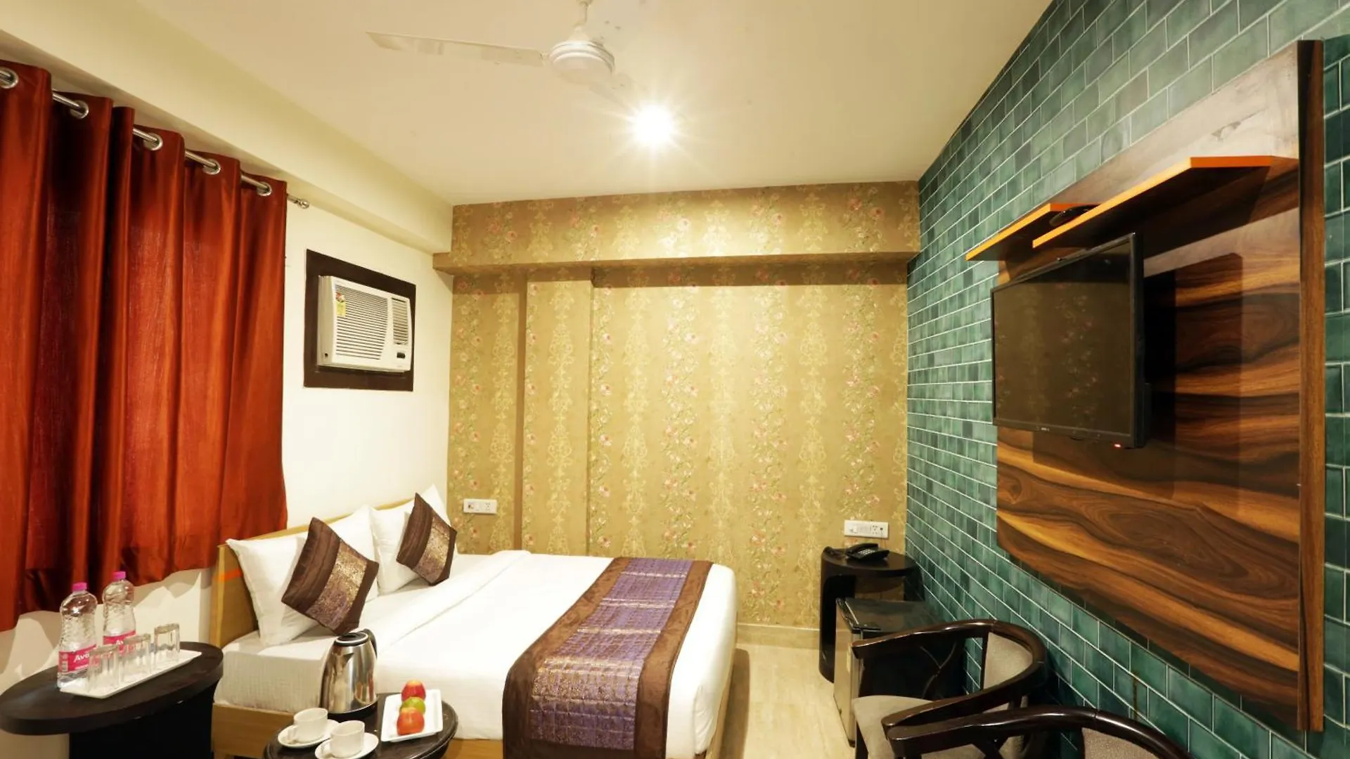 Hotel The White Sand Suites New Delhi India